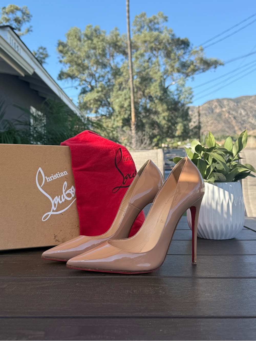 Christian Louboutin So Kate 120 Nude Patent Leather Pumps – Size 39.5